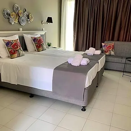 Alkyonides Boutique 3* קרמסטי