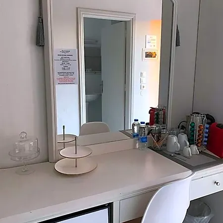 מלון Alkyonides Boutique 3*