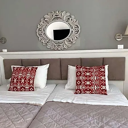 Alkyonides Boutique 3* קרמסטי
