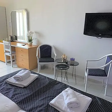Alkyonides Boutique מלון 3*